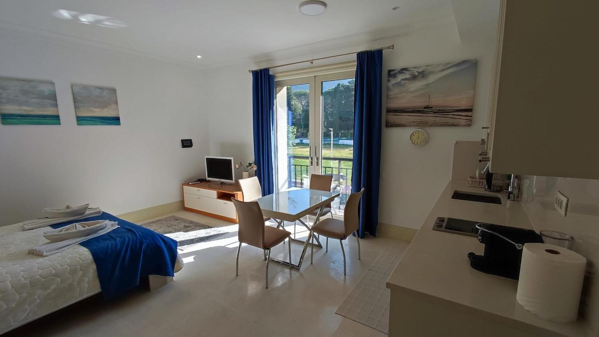 Porto Montenegro Zeta 102 - Cozy Studio 티바트 외부 사진